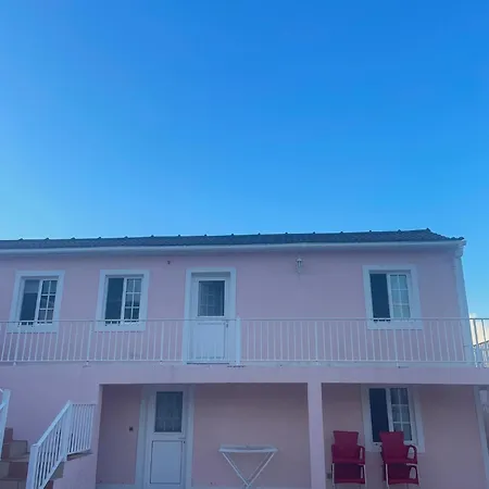 Casa Mae Apartment