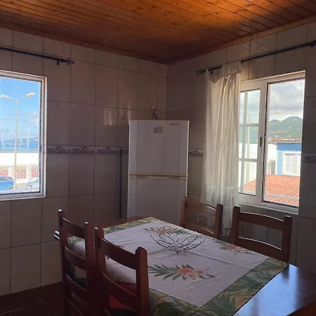 Apartament Casa Mae Lajes do Pico